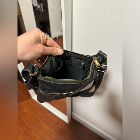 Fossil Real Leather Purse - Picture 3 of 3